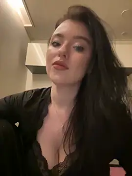 Angela Fosterr online show from February 2026 06:11:01 PM