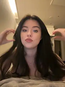 Angela Fosterr online show from March 2026 07:19:01 PM