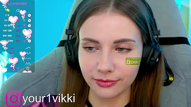 Snapshot of Vikki_Cheese chatting on January 2025 08:11:02 PM Vikki Cheese online show from January 2025 08:11:02 PM