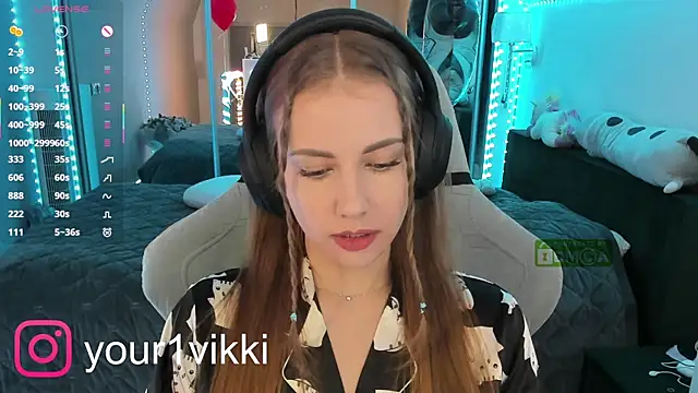 Snapshot of Vikki_Cheese chatting on February 2025 06:24:02 PM Vikki Cheese online show from February 2025 06:24:02 PM