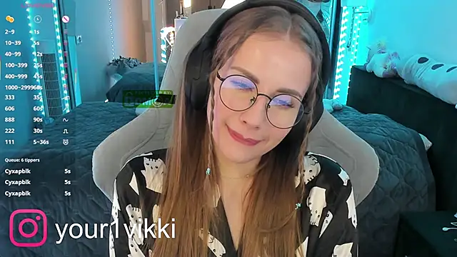 Snapshot of Vikki_Cheese chatting on February 2025 09:31:02 PM Vikki Cheese online show from February 2025 09:31:02 PM