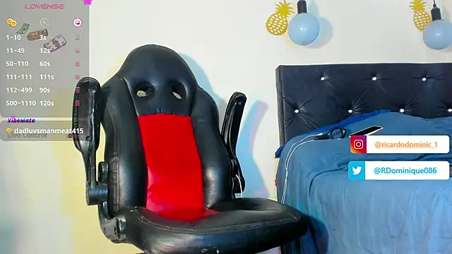 Snapshot of FuckHardlove chatting on January 2025 09:05:01 PM FuckHardlove online show from January 2025 09:05:01 PM