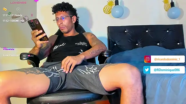 Snapshot of FuckHardlove chatting on February 2025 10:39:01 PM FuckHardlove online show from February 2025 10:39:01 PM
