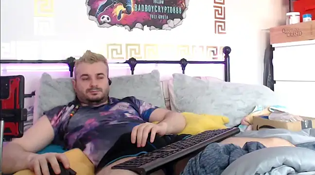 Snapshot of erotico69xxx chatting on February 2025 12:45:02 PM erotico69xxx online show from February 2025 12:45:02 PM