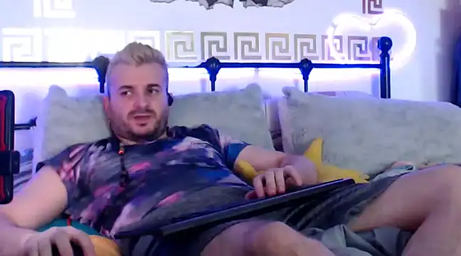 Snapshot of erotico69xxx chatting on February 2025 09:36:01 PM erotico69xxx online show from February 2025 09:36:01 PM