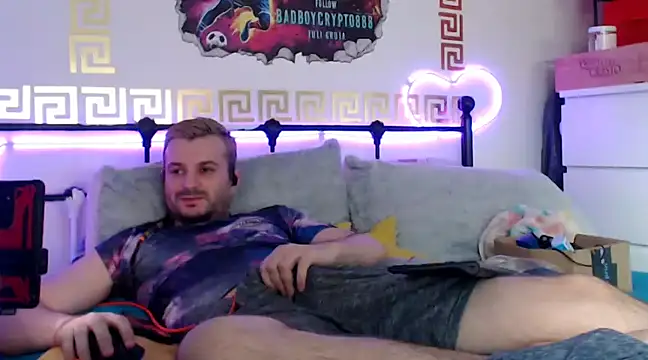 Snapshot of erotico69xxx chatting on March 2025 05:18:01 PM erotico69xxx online show from March 2025 05:18:01 PM