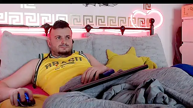 Snapshot of erotico69xxx chatting on September 2025 07:06:02 PM erotico69xxx online show from September 2025 07:06:02 PM