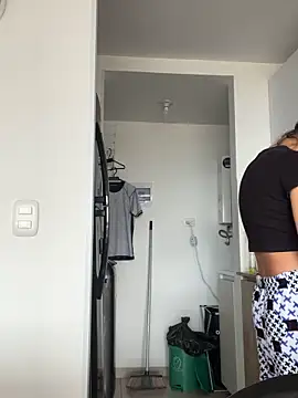 Ameellie online show from March 2025 03:23:02 PM