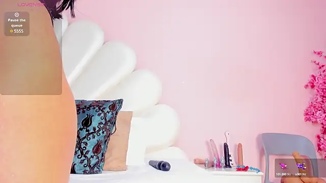 Snapshot of Letizia_West_ chatting on February 2025 08:26:02 AM Letizia West  online show from February 2025 08:26:02 AM