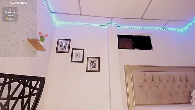 Snapshot of Letizia_West_ chatting on September 2025 05:51:02 AM Letizia West  online show from September 2025 05:51:02 AM