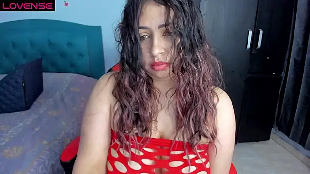 charlotee lovee69 online show from January 2025 01:31:01 AM