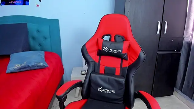 charlotee lovee69 online show from February 2025 04:42:02 PM