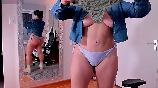 Jadeh Williams02 online show from March 2025 11:45:02 PM