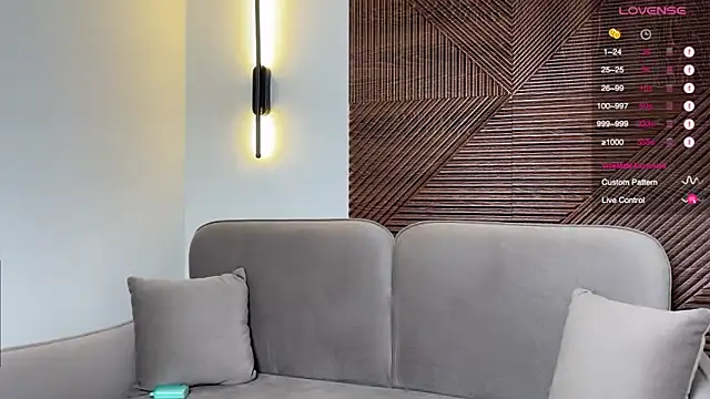 MonikaBos online show from December 2025 09:43:01 PM