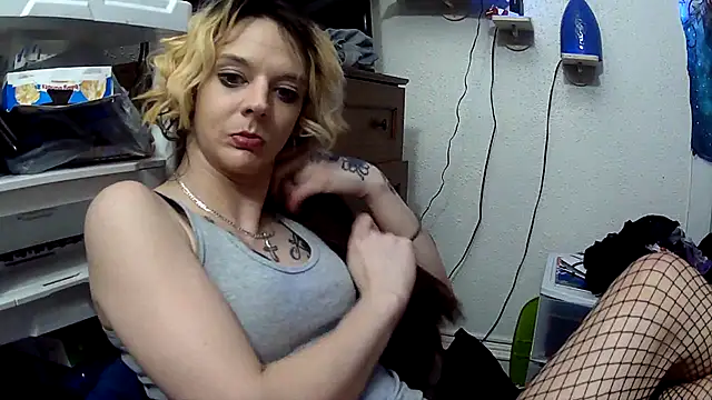 dangereyez0010 online show from April 2026 04:57:01 AM