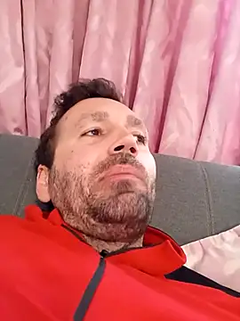 Snapshot of florin421 chatting on February 2026 07:04:02 AM florin421 online show from February 2026 07:04:02 AM