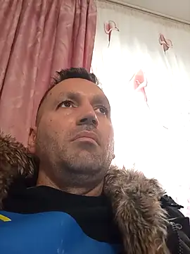 Snapshot of florin421 chatting on February 2026 08:44:02 AM florin421 online show from February 2026 08:44:02 AM