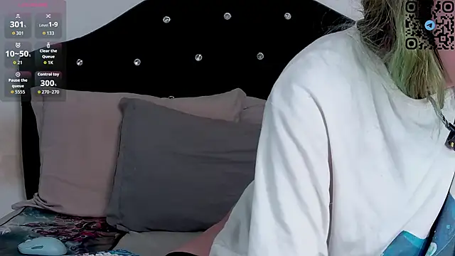 nonawhitemm online show from November 2025 12:02:01 AM