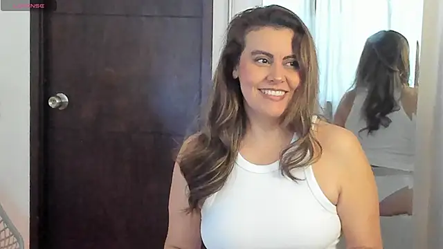 Snapshot of V_monse chatting on June 2026 02:15:02 PM V monse online show from June 2026 02:15:02 PM