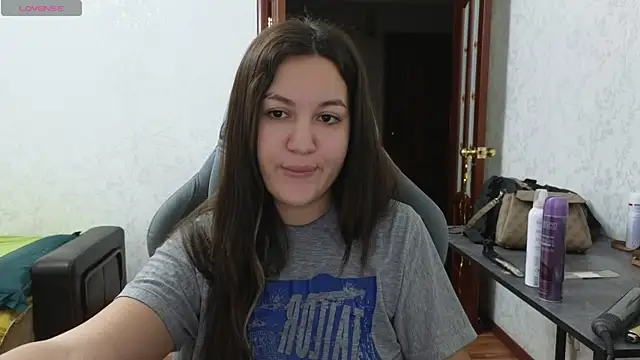 Nelly Fischer online show from March 2025 05:17:02 PM