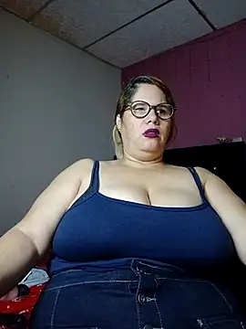 EllisW8 online show from February 2025 01:59:01 PM