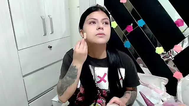 katery wok11 online show from October 2025 05:10:02 PM