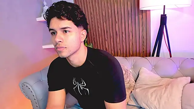 Snapshot of liam_collins21 chatting on November 2025 11:54:02 AM liam collins21 online show from November 2025 11:54:02 AM