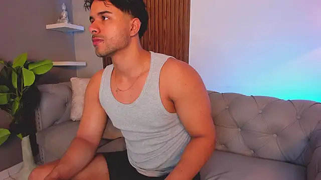 liam collins21 online show from March 2026 12:01:02 PM