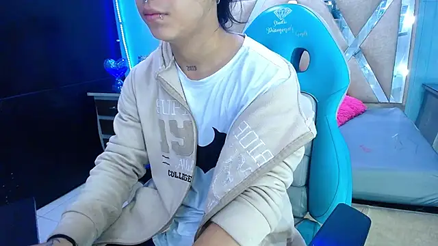 alex 477 online show from November 2025 11:38:02 AM