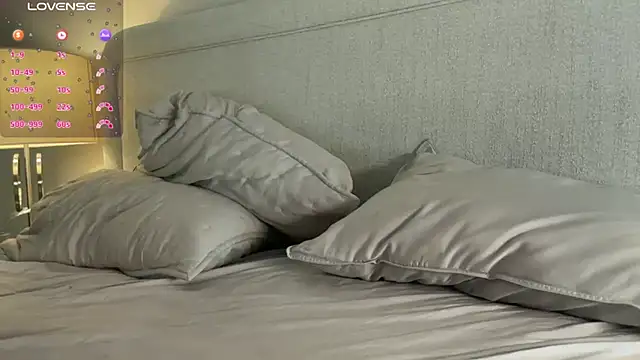 xoxoxjenn online show from February 2026 04:24:02 PM