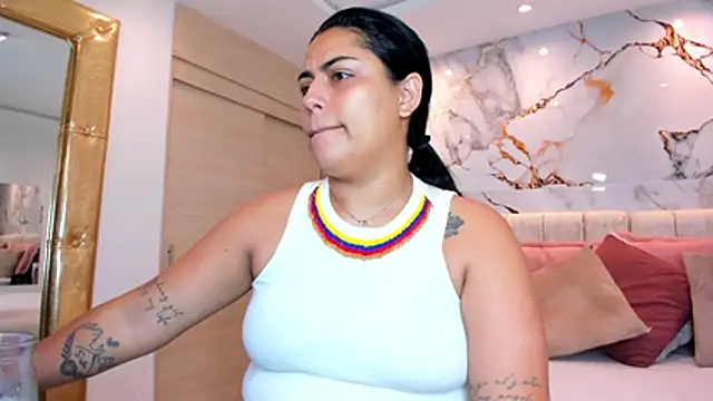 kiana cream online show from July 2026 01:39:02 PM