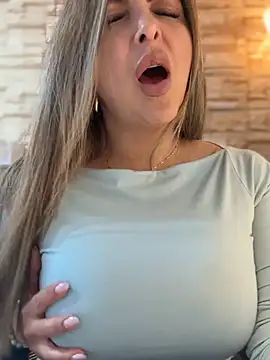  Abril-Office1 online show from January 2026 07:52:02 PM