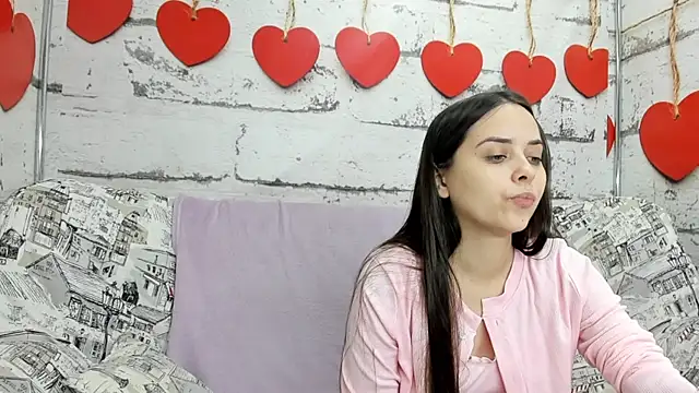 Tiny JuJu online show from September 2025 01:18:02 AM