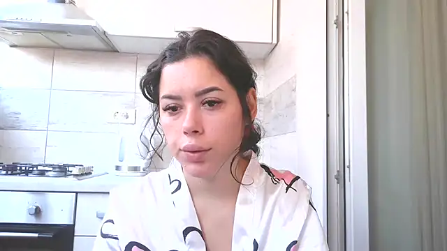 LovelyJulliette online show from November 2025 09:21:02 AM