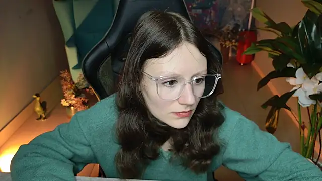 Snapshot of VeliraBraitberg chatting on February 2025 08:08:01 AM VeliraBraitberg online show from February 2025 08:08:01 AM