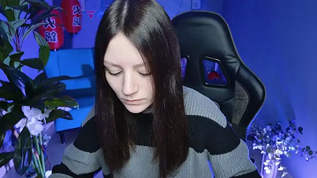 Snapshot of VeliraBraitberg chatting on February 2025 05:05:01 AM VeliraBraitberg online show from February 2025 05:05:01 AM