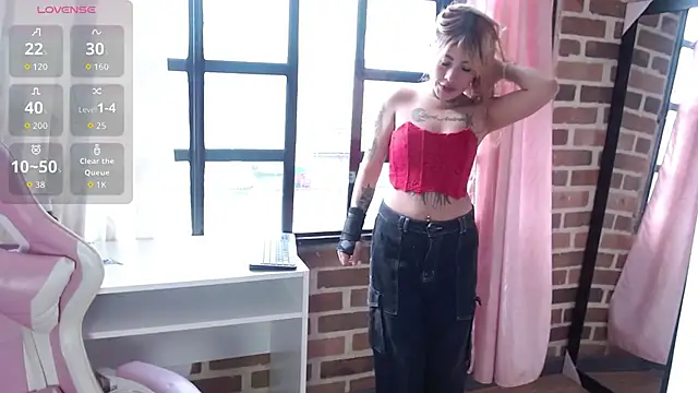 katty-candyy online show from June 2026 02:01:02 PM