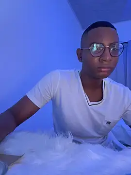 Arwens bell08 online show from February 2025 10:32:01 PM