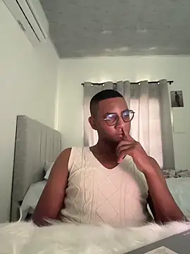 Arwens bell08 online show from February 2025 06:51:01 PM