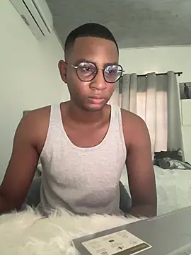 Arwens bell08 online show from March 2025 02:43:02 PM