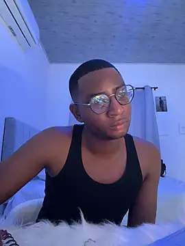 Arwens bell08 online show from March 2025 11:05:01 PM