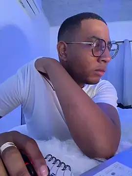 Arwens bell08 online show from March 2025 11:31:02 PM