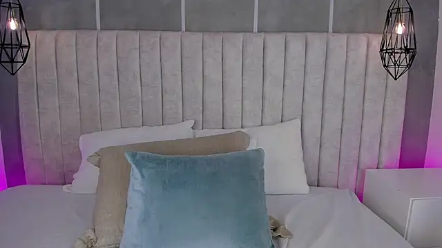 lea gray online show from March 2026 06:53:01 PM