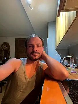 Adventurehotman online show from December 2024 11:02:02 PM