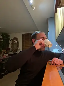 Adventurehotman online show from December 2024 06:24:02 PM