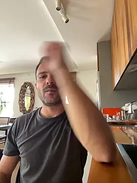 Adventurehotman online show from September 2025 12:27:02 PM