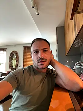 Adventurehotman online show from September 2025 11:14:01 AM