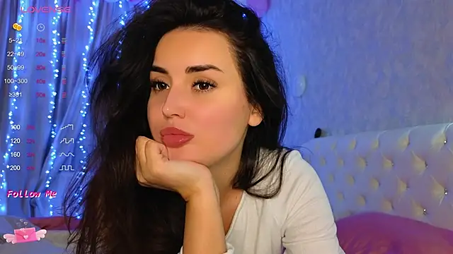 LaraSkinny online show from December 2024 12:43:02 PM