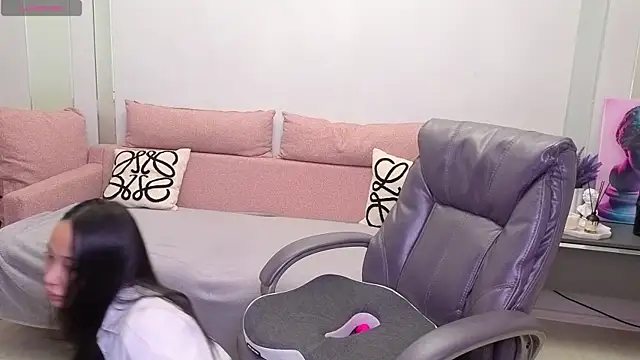  MIURA  online show from October 2025 01:03:02 AM