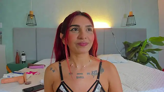 LiaVelez online show from February 2025 12:54:01 PM